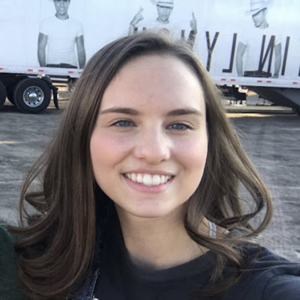 Meet your Posher, Tracy